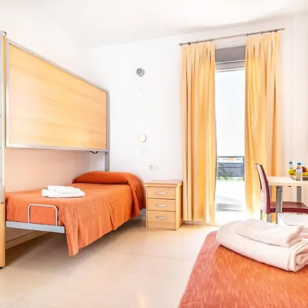 Inturjoven Hostel