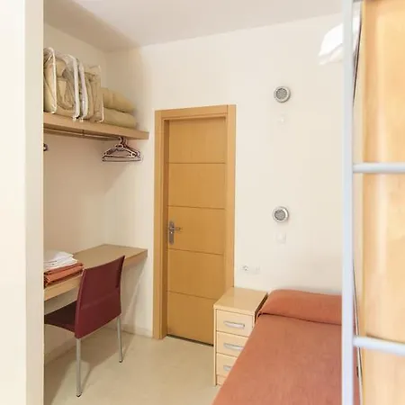 Inturjoven Hostel Marbella