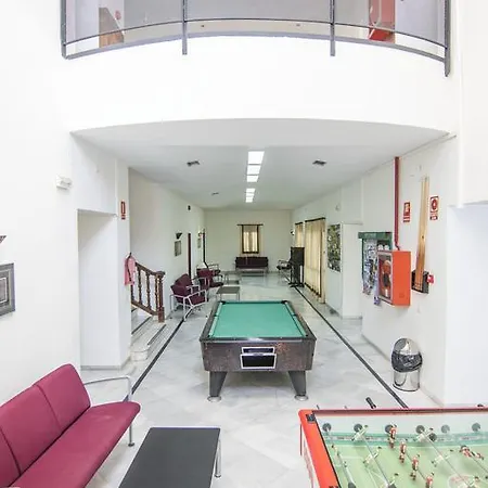 Hostel Inturjoven Marbella