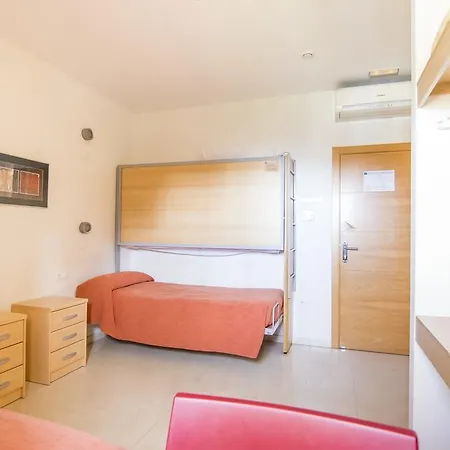 Hostel Inturjoven Marbella