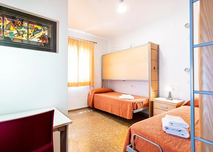 Hostel Inturjoven Marbella
