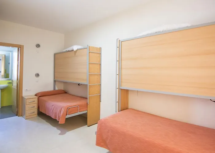 Hostel Inturjoven *