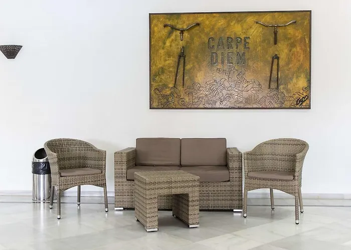 Hostel Inturjoven Marbella